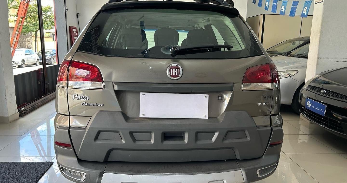 FIAT PALIO WEEKEND LOCKER 2011