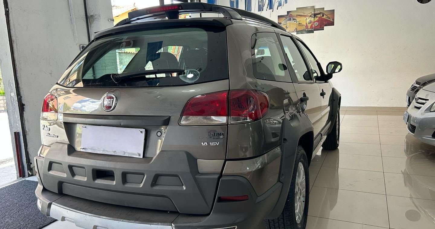 FIAT PALIO WEEKEND LOCKER 2011