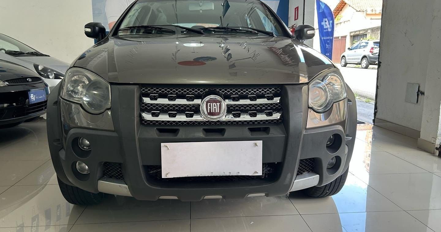 FIAT PALIO WEEKEND LOCKER 2011