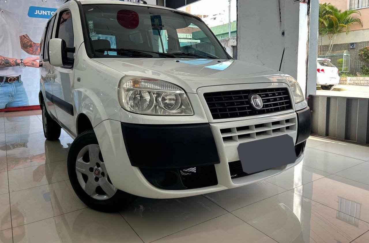 FIAT DOBLO 1.4 COMPLETO 2013