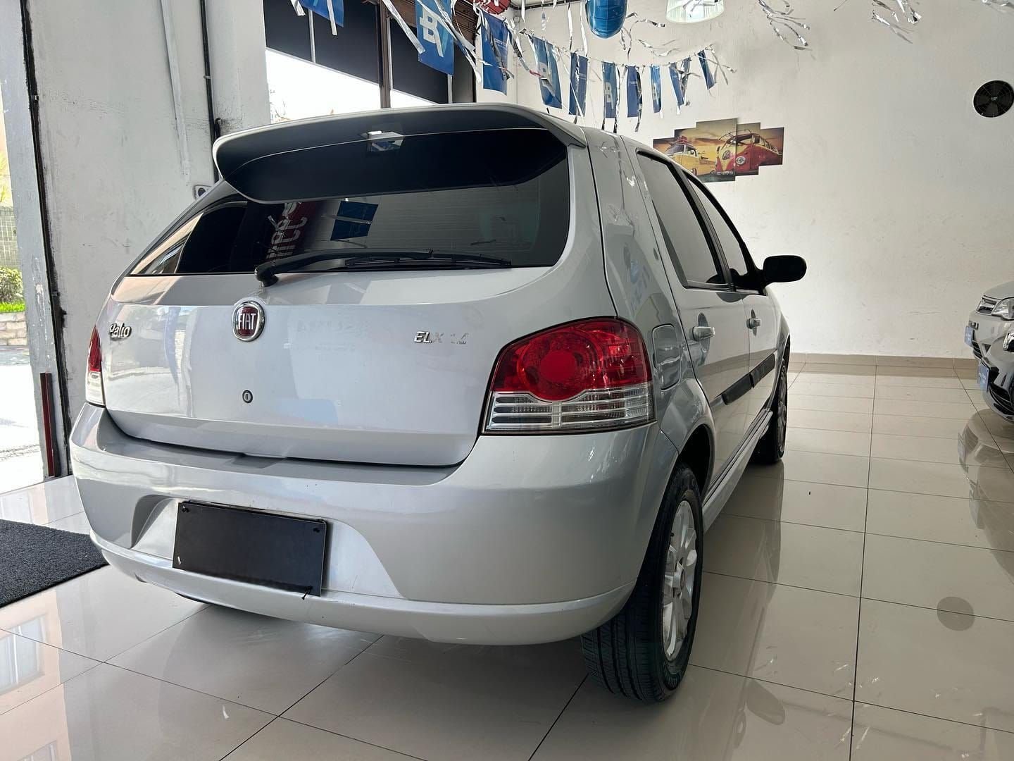 FIAT PALIO ELX ATRACTIVE 1.4 2010