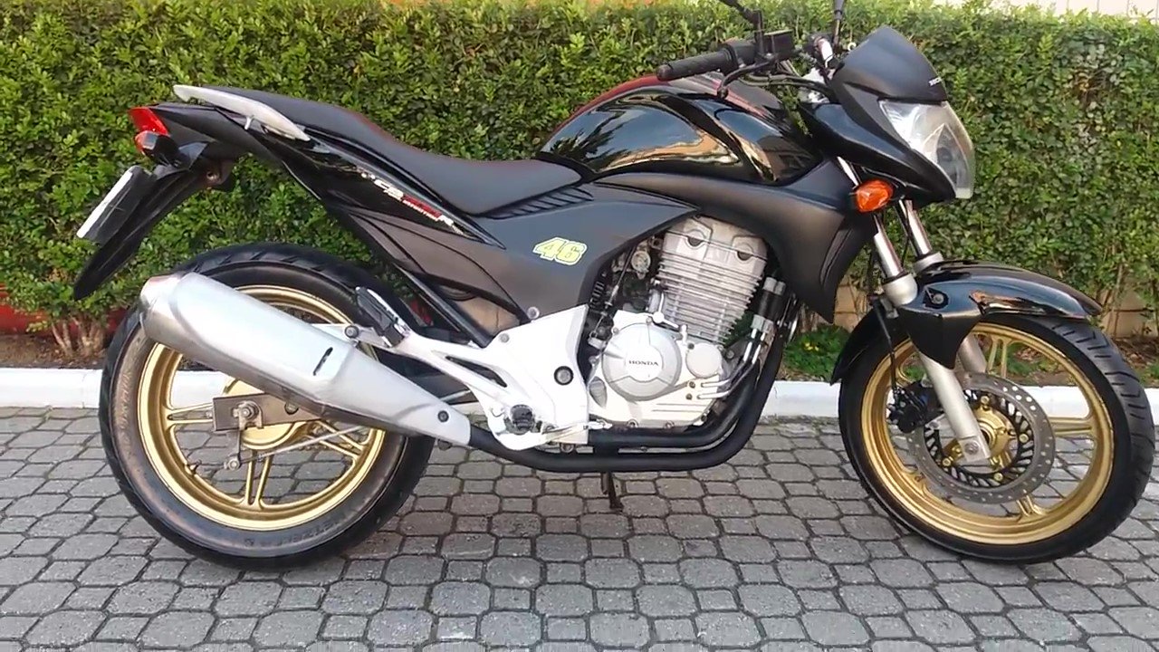 HONDA CB 300 2010