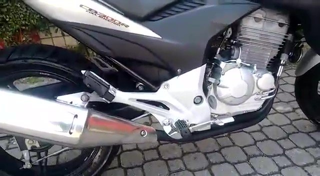 HONDA CB 300r 2010