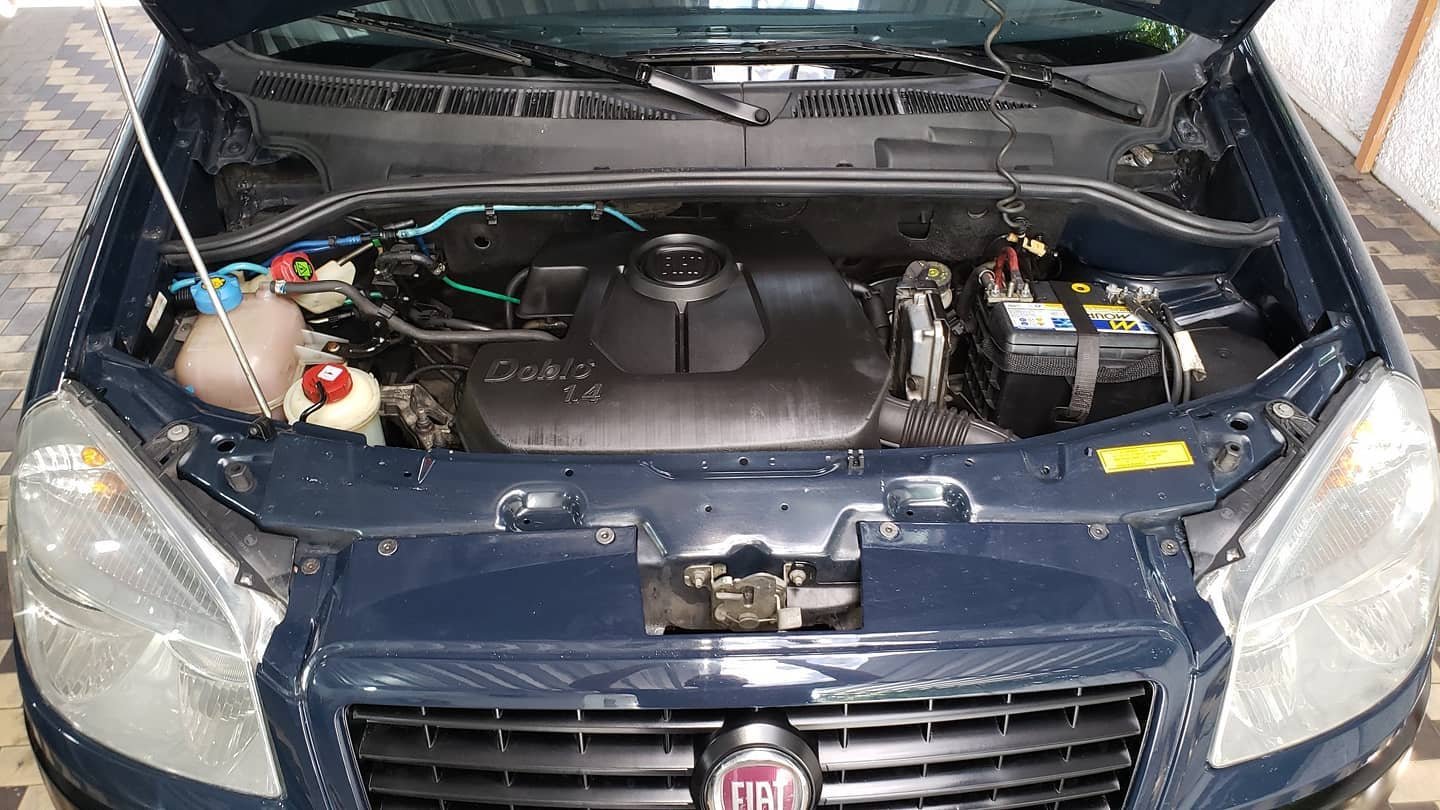 FIAT DOBLO 1.4 ATTRACTIVE 8V MANUAL FLEX – 2015